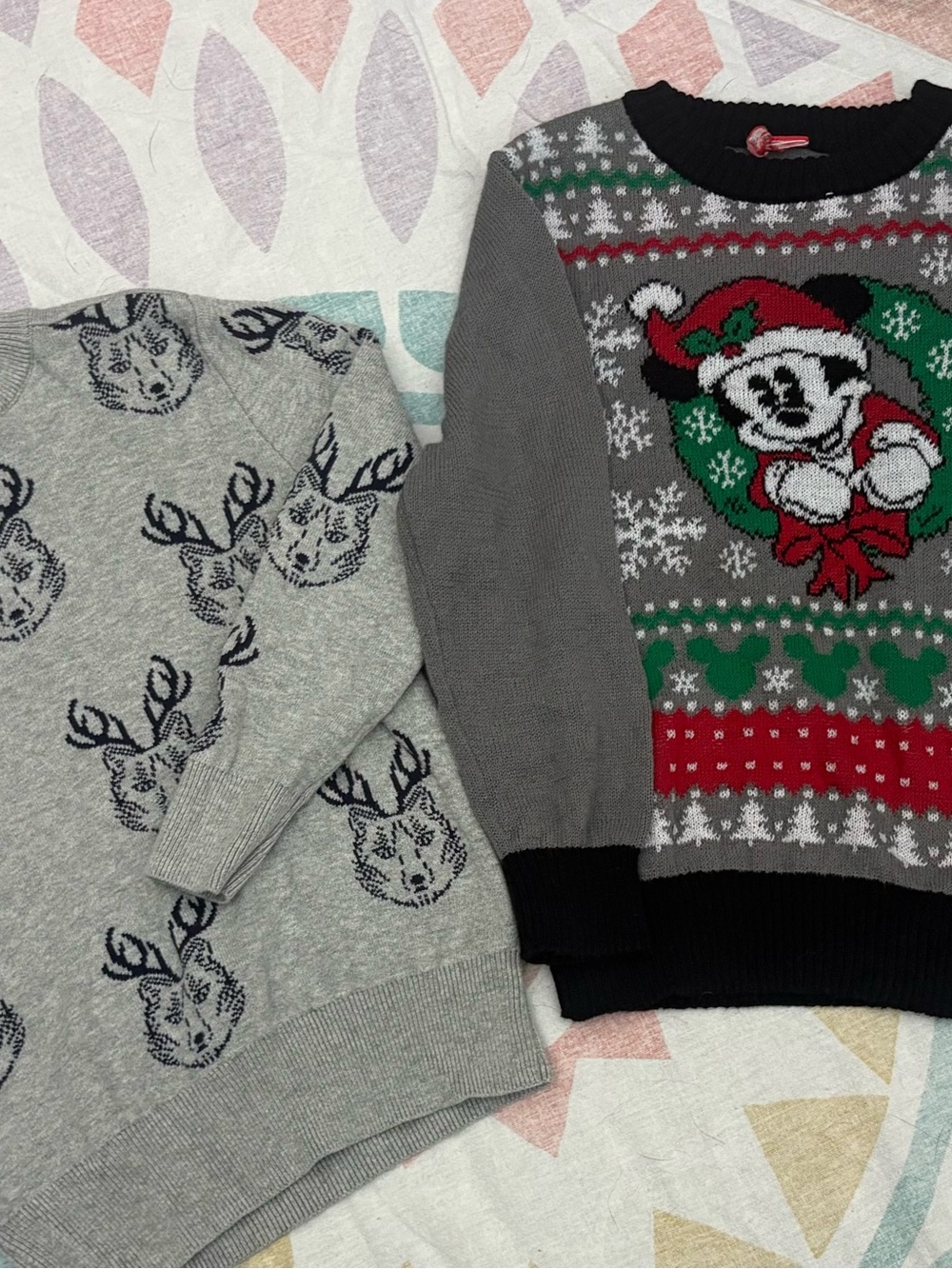 Cat & Jack Gray Mickey Wreath Holiday Crewneck Sweater